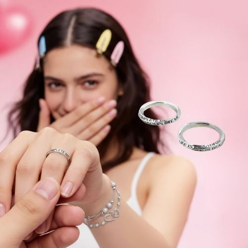 Silvora Möbius Ring